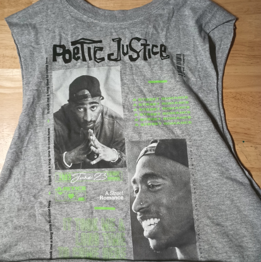 never worn poetic justice shirt size m
